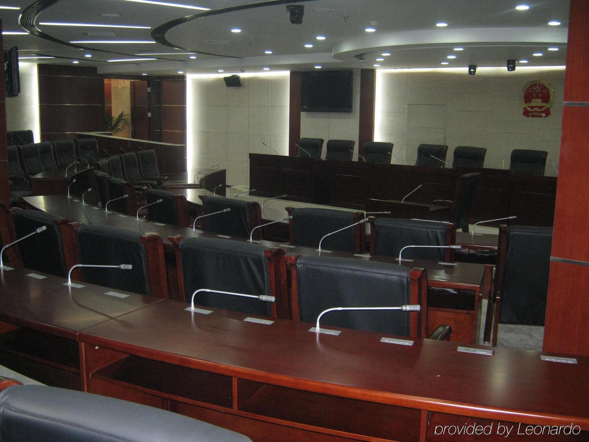 Holiday Inn Express Tianjin Dongli, An Ihg Hotel Экстерьер фото